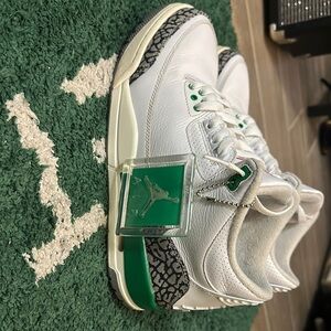 Lucky Green Jordan 3 wms 9.5 men’s 8